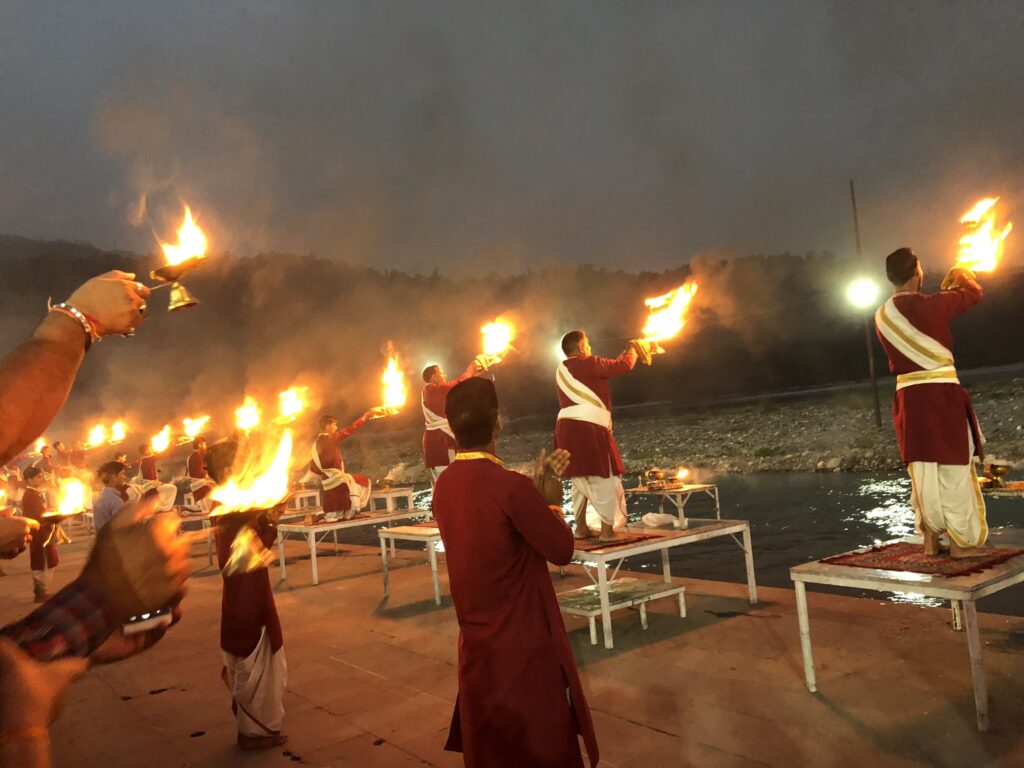 wp9339850-ganga-aarti-wallpapers